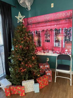 FRANKLIN COUNTY FAMILY YMCA HOLDS HOLIDAY TOY & STOCKING DRIVE